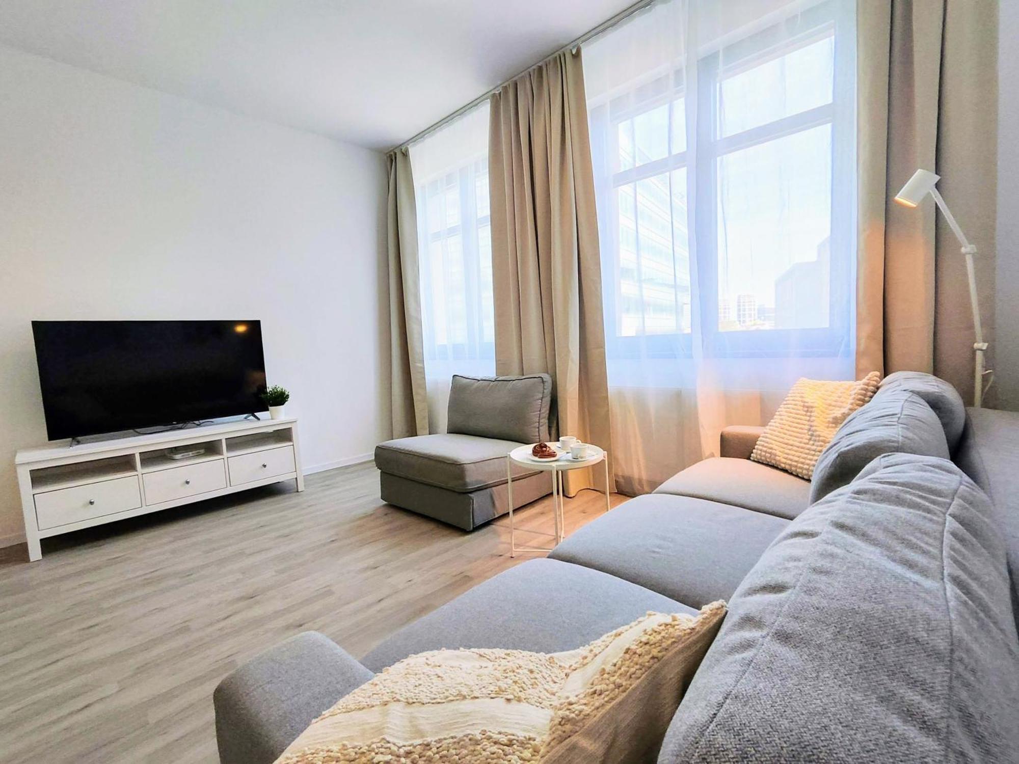 Cinnamon - Brand New - Presidential Garden - Air Conditioning - Free Parking บราติสลาวา ภายนอก รูปภาพ